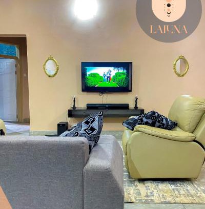 Blantyre Apartment | La Luna Homes