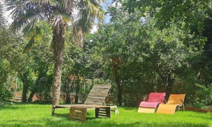Montreuil House | LA Maison DU Bonheur