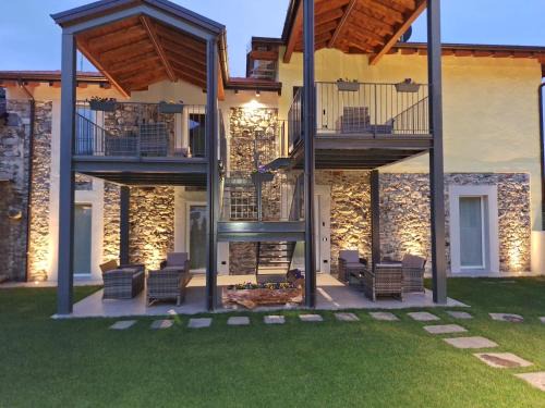 Brolo Apartment | La perla del Lago d Orta