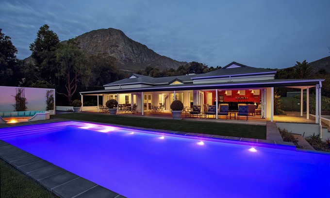Franschhoek House | La Providence Guest House & Wine Farm