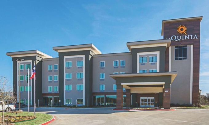 Wylie Hotel | La Quinta by Wyndham Dallas - Wylie