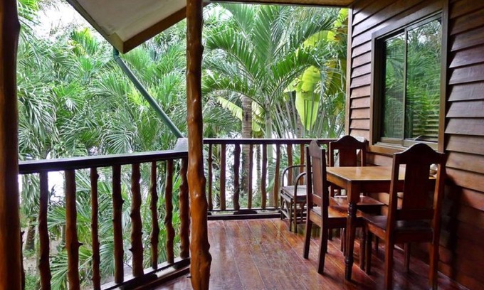 El Nido Apartment | La Salangane Caalan Beach Villa