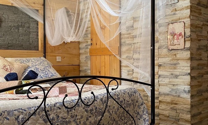 Barjols House | La suite inoubliable Avec jacuzzi