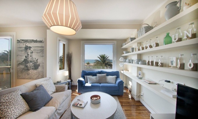 Gros Apartment | LA TERRACE, with sea views