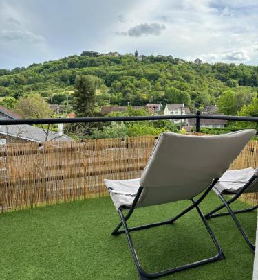 Saint-Satur Apartment | La terrasse de Sancerre