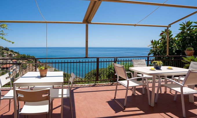 Aregai Apartment | La Terrazza by Interhome