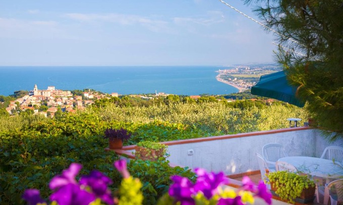 Sirolo Apartment | La Terrazza Del Conero monolocale