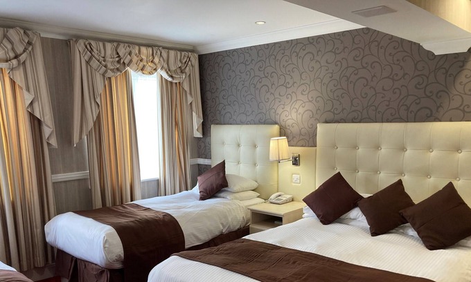 Les Pages Hotel | La Villette Hotel