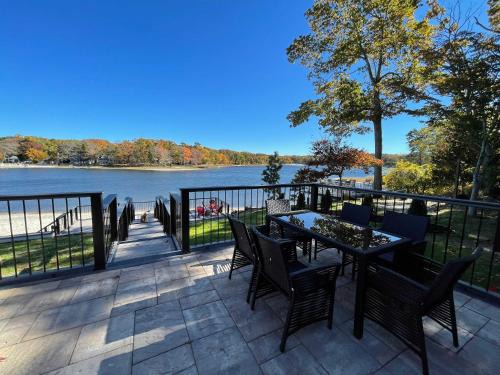 Ridge House | Lake Panamoka Bliss 3BR High End Home Lakeside Pristine Views