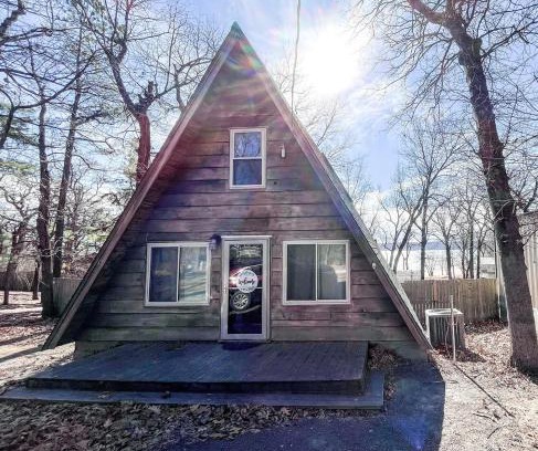 Hoyt Ski Chalet | LakeFire Cabin
