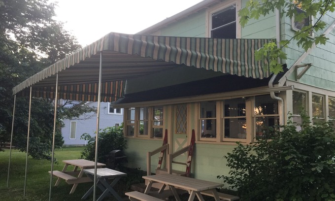 Bemus Point House | LAKEFRONT COTTAGE WITHIN WALKING DISTANCE TO ALL OF BEMUS POINT'S ATTRACTIONS