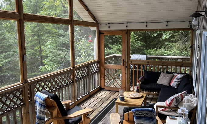 Gooderham Cottage | Lakefront cottage with hot tub and amazing porch, 4 season in Haliburton