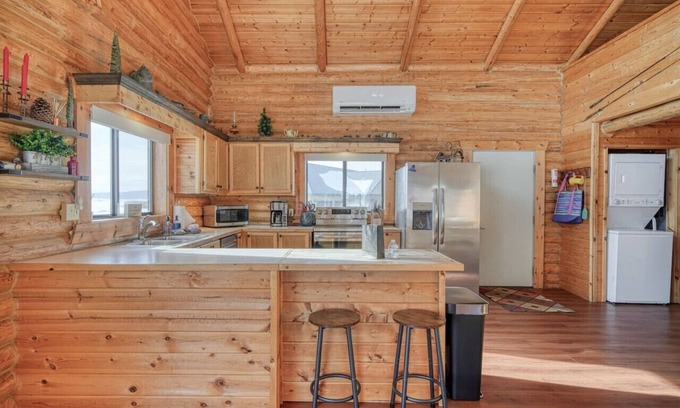 Island Park Cabin | Lakefront | Grill | Firepit