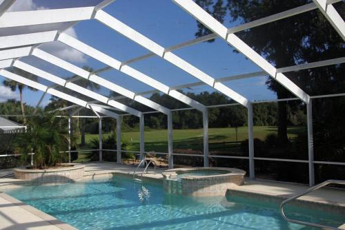 Inverness Cabin | Lakeside Vacations