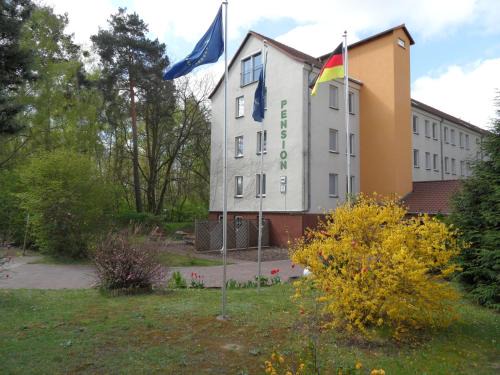 Dallgow-Doeberitz Hotel | Landguthotel Hotel-Pension Sperlingshof