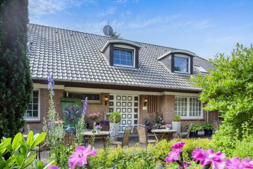 Undeloh Bed & Breakfast | Landhaus Heideschmiede