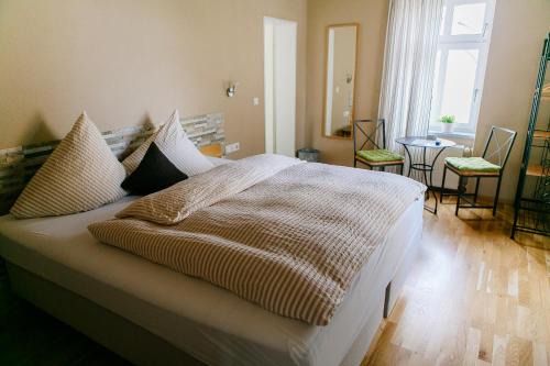 Lautzenhausen Hotel | Landhotel Airport-Inn