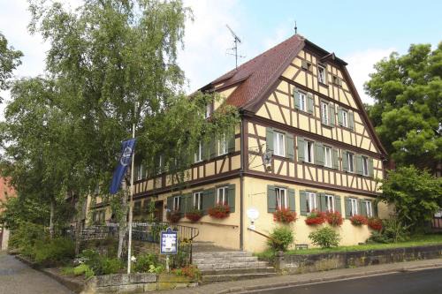 Steinsfeld Hotel | Landhotel Schwarzes Ross