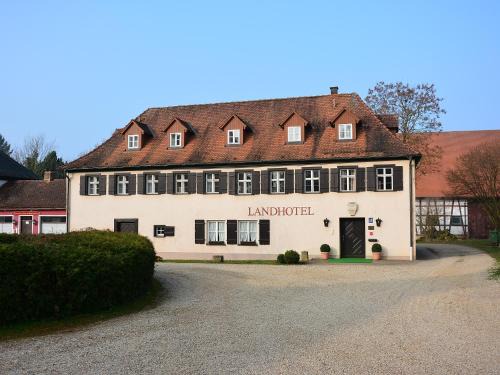 Buttenheim Hotel | Landhotel Schloss Buttenheim