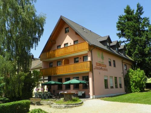 Burghaslach Hotel | Landhotel Steigerwaldhaus