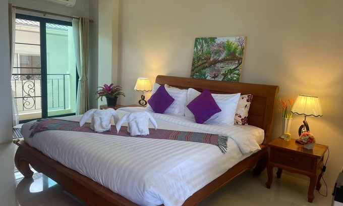 Wua Lai Apartment | Laph Kham House
