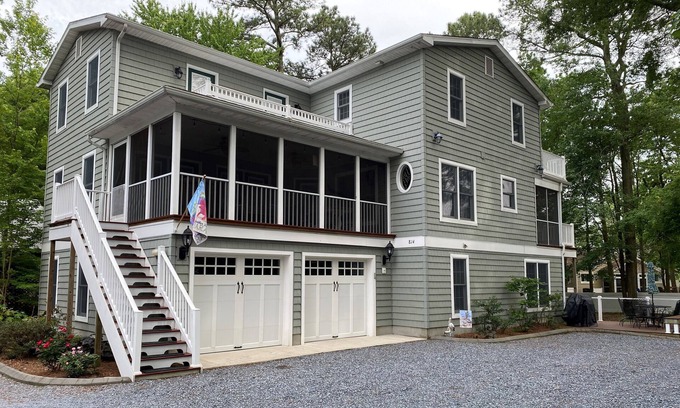 Bethany Beach House | Large, comfortable house, 1 mile to the BEACH- restaurants in walking distance
