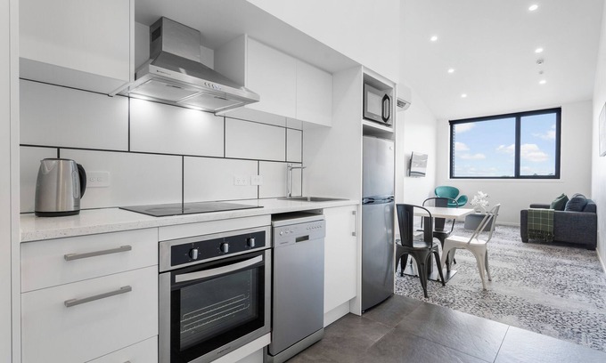 Avondale Cottage | Layard Apartments 512 – West Auckland Apartment