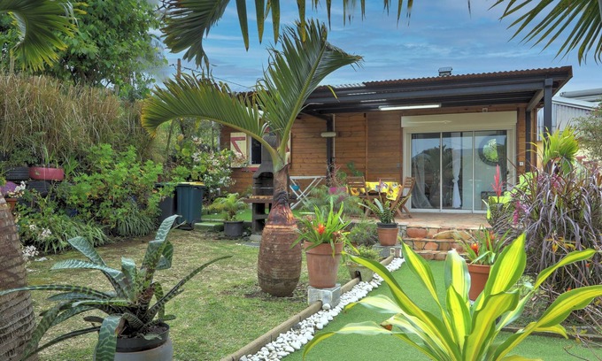 Saint-Paul Cottage | Le Bambou 1, Creole gîte classified as 3* furnished holiday accommodation