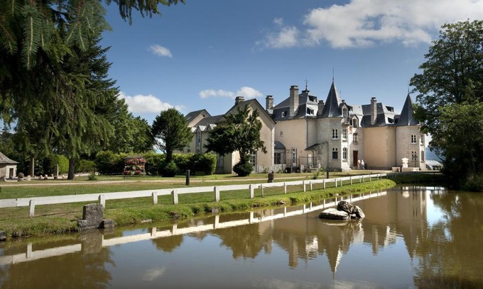 Albaret-Sainte-Marie Hotel | Le Château D'orfeuillette