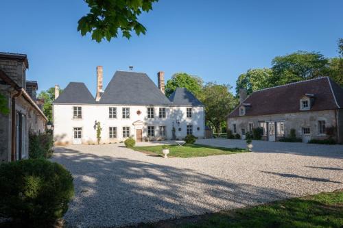 Le Subdray Apartment | Le Château du Sollier - Charme calme et confort climatisation à 5mn du peage