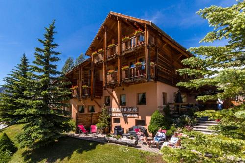Nevache Hotel | Le Chalet d'en Hô