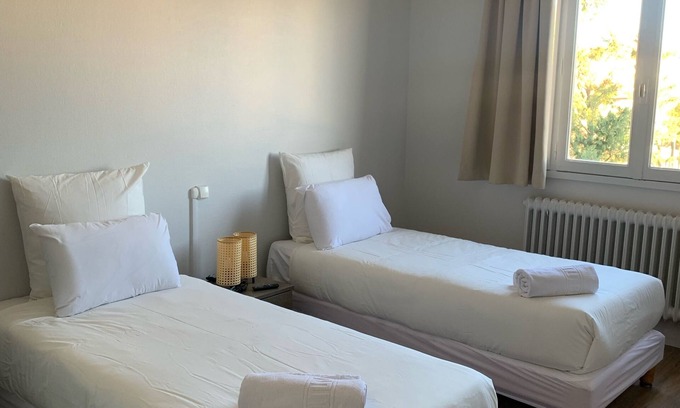 Dagneux Hotel | Le Costellan