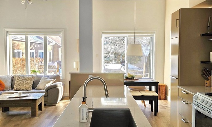 Beaupre House | Le Valmont | Townhouse 🌾