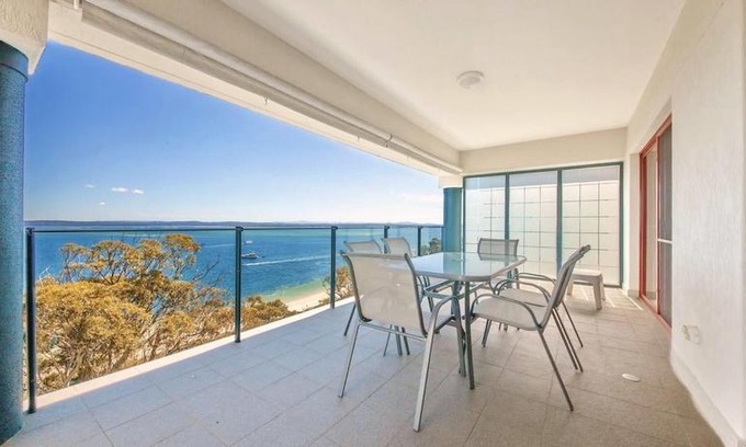 Nelson Bay Apartment | Le Vogue Unit 12 16 Magnus Street
