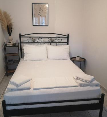 Platis Gialos House | Lemonia rooms 2