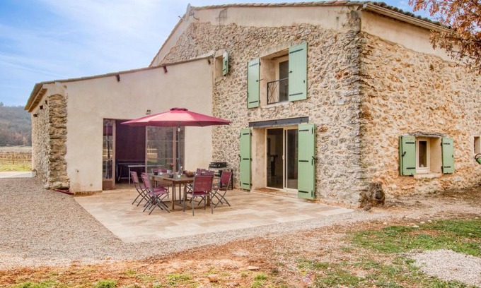 Rians House | Les Bellangers 1 - Piscine et Jacuzzi