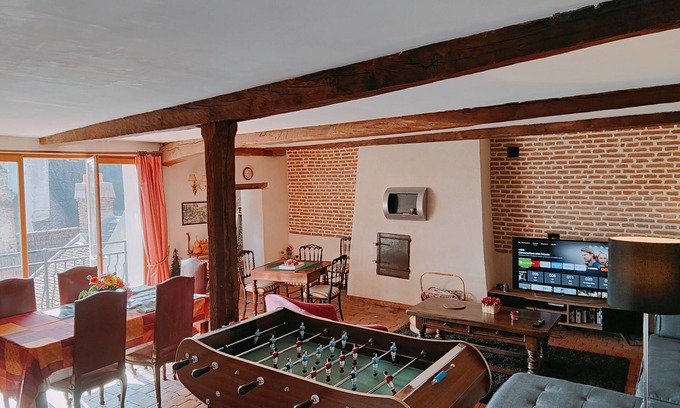 Auxonne Apartment | Les Petites Forges Centre Historique Auxonne 120 m2 (5' from A39 freeway)