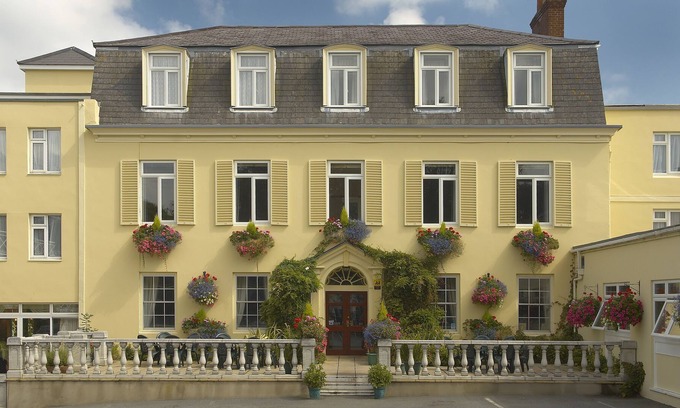 Saint Peter Port Hotel | Les Rocquettes Hotel