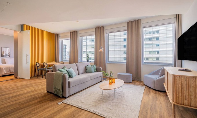 Bedrijventerrein Sloterdijk Apartment | Limehome Amsterdam Gatwickstraat