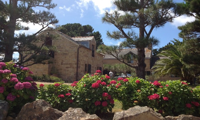 Tregastel Apartment | LINOTTE" rental, Trégastel, sea, beach 100 m away, promenade, Côte