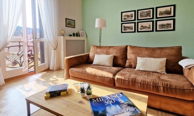 Milan Apartment | Little Broggi - 15mins walking from Central Station.