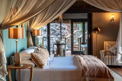 Okaukuejo Villa | Little Ongava
