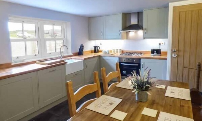 Longnor Cottage | Little Owl Barn