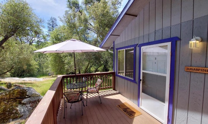 Mariposa Hotel | Little Valley Inn