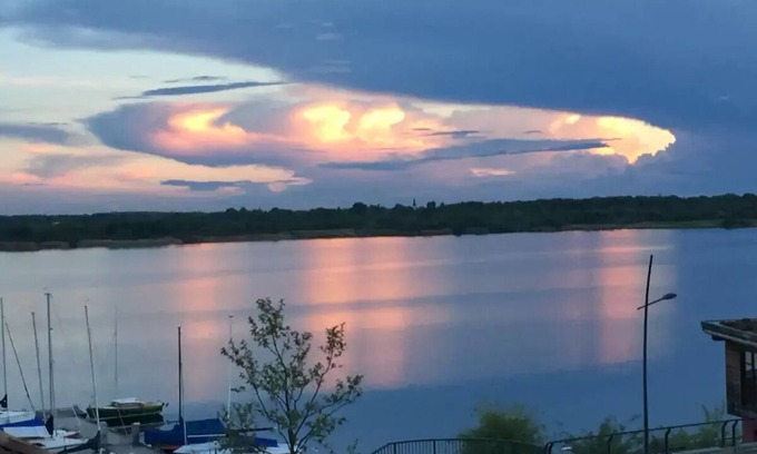 Markkleeberg Apartment | Living directly on the Markkleeberger See