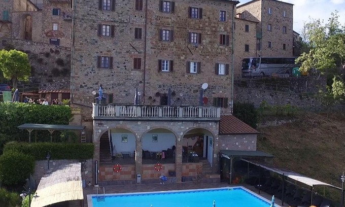 Montecastelli House | Lo Scricciolo A