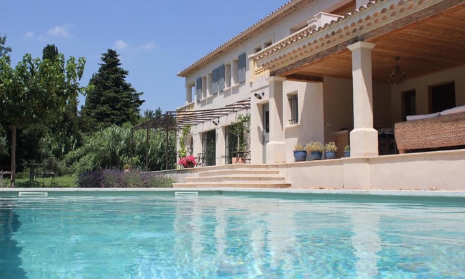 Maussane Apartment | Location Vacances Gillardin