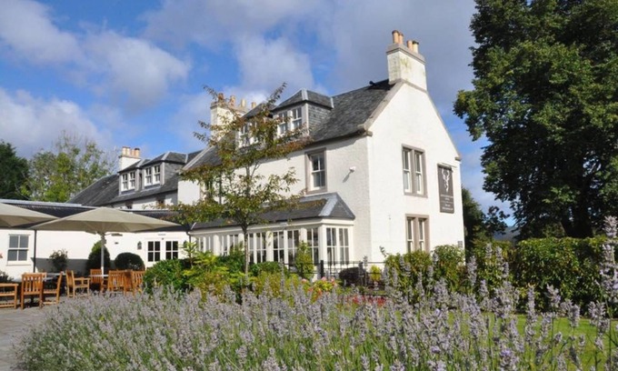 Luss Hotel | Loch Lomond Arms Hotel