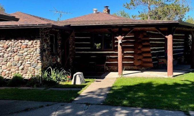Irma Cabin | Log Cabin on 40 acres with a private lake