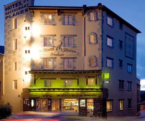 Saillagouse Hotel | Logis Hotel Restaurant Planes
